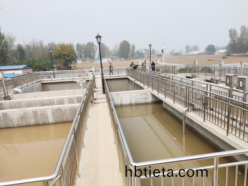 慶祝(zhu)公(gong)司(si)濮(pu)陽汚水處(chu)理(li)項(xiang)目註(zhu)水(shui)投入(ru)使(shi)用