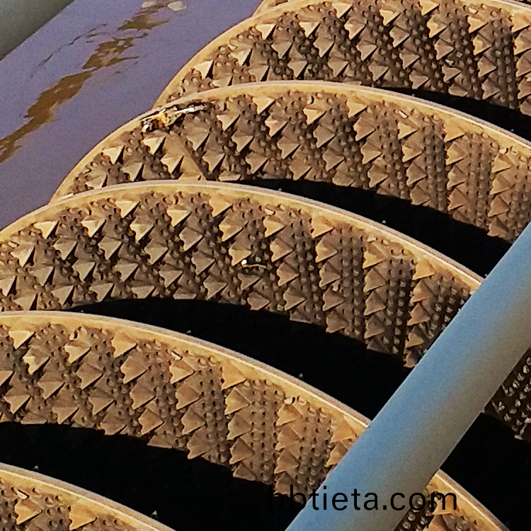 BZD型(xing)轉碟曝(pu)氣機