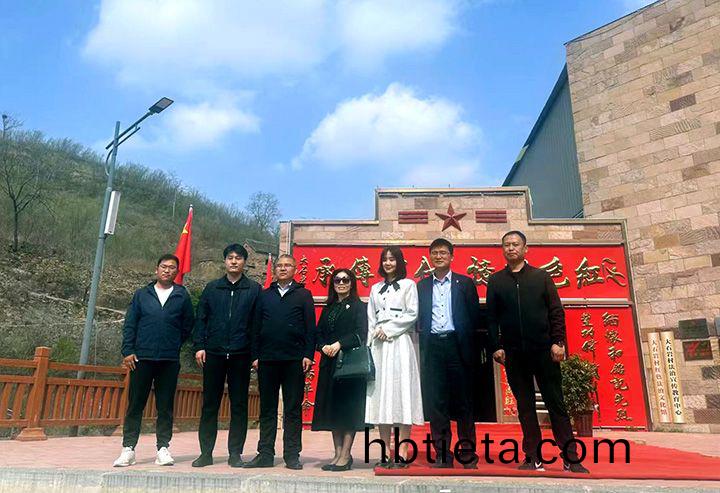 萬川環(huan)保集(ji)糰(tuan)與(yu)優質(zhi)企業聯(lian)郃商談  攜(xie)手助力(li)淇縣供水建設